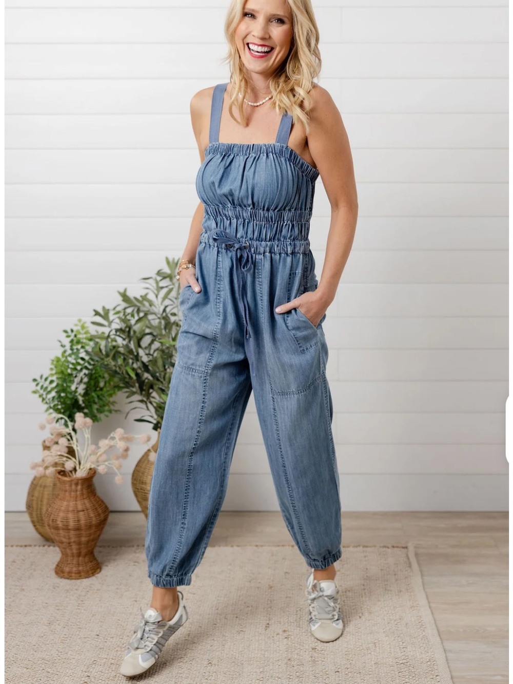 Elan Chambray Drawstring Jumpsuit size Small